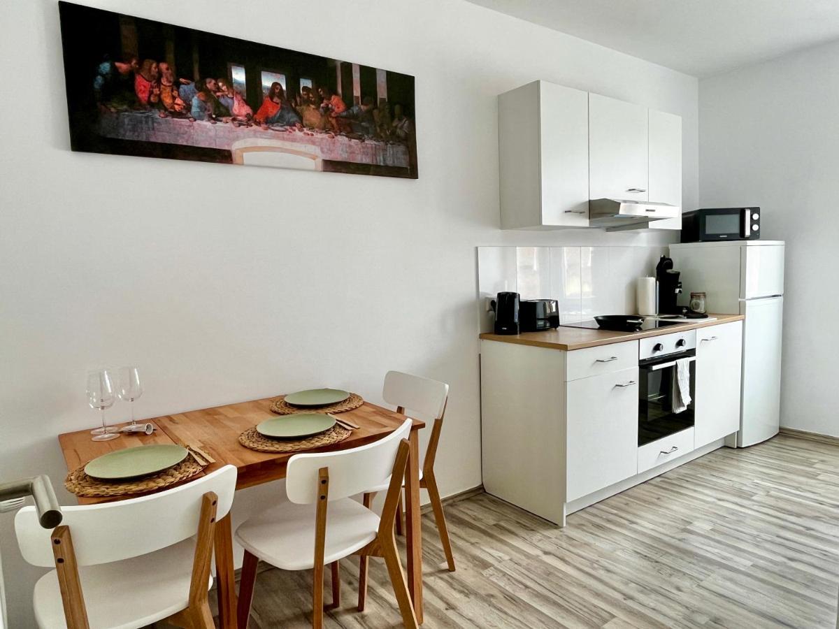 Design Apartment - Kingsize Bett - Kueche - Zentral Hannover Buitenkant foto